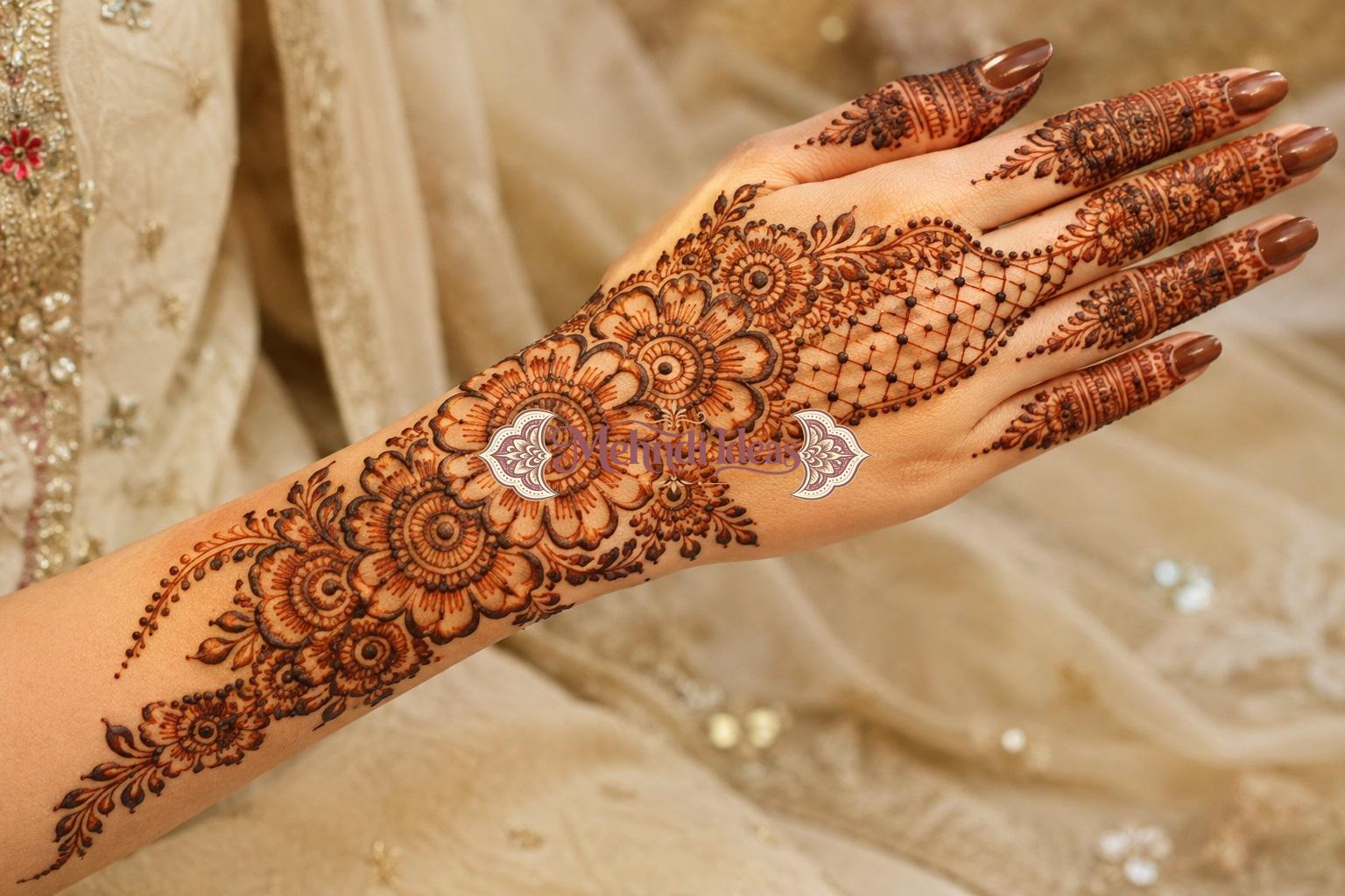 dulhan floral jaal back hand mehndi design