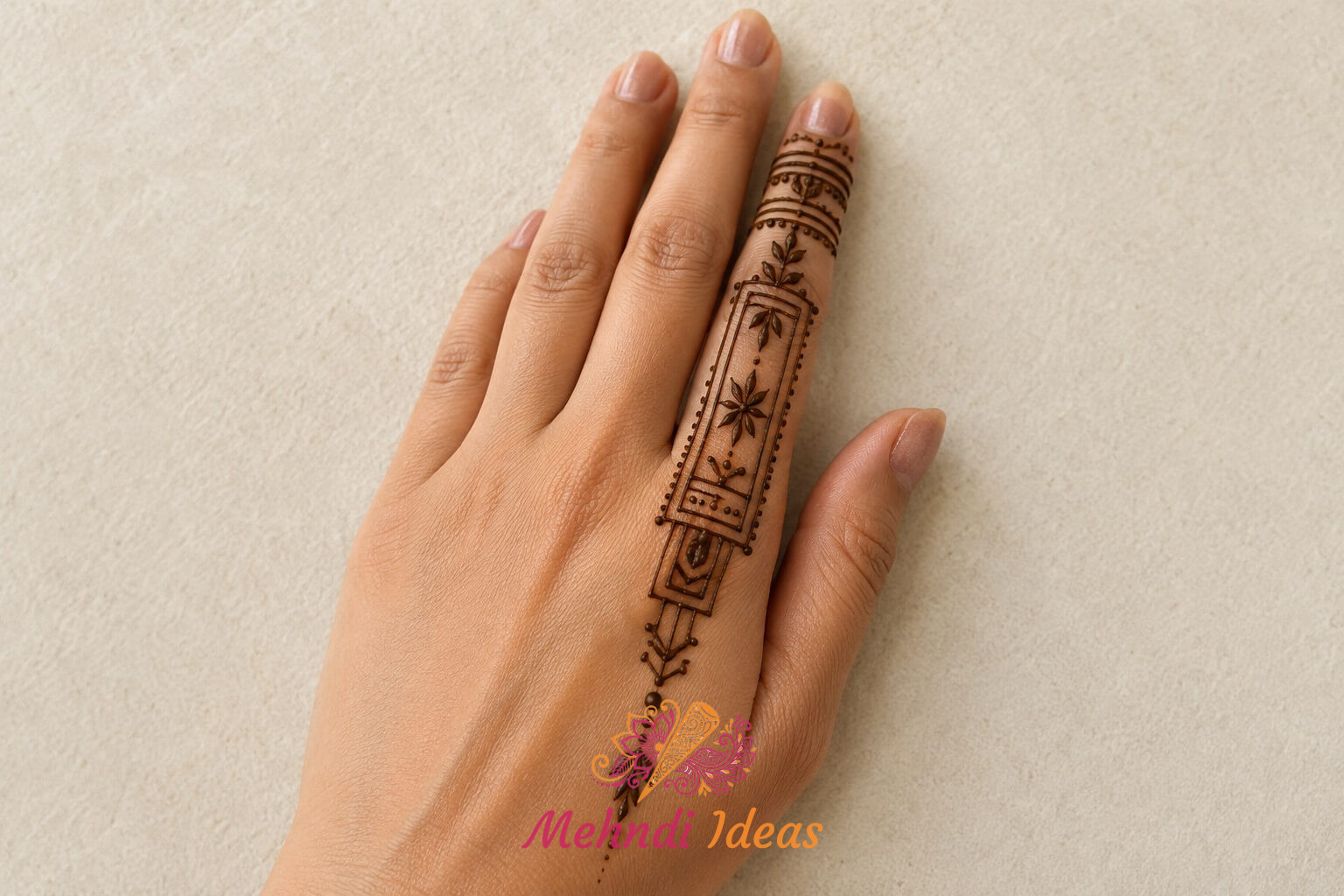 Back hand art deco frame 1 Finger Mehndi Design
