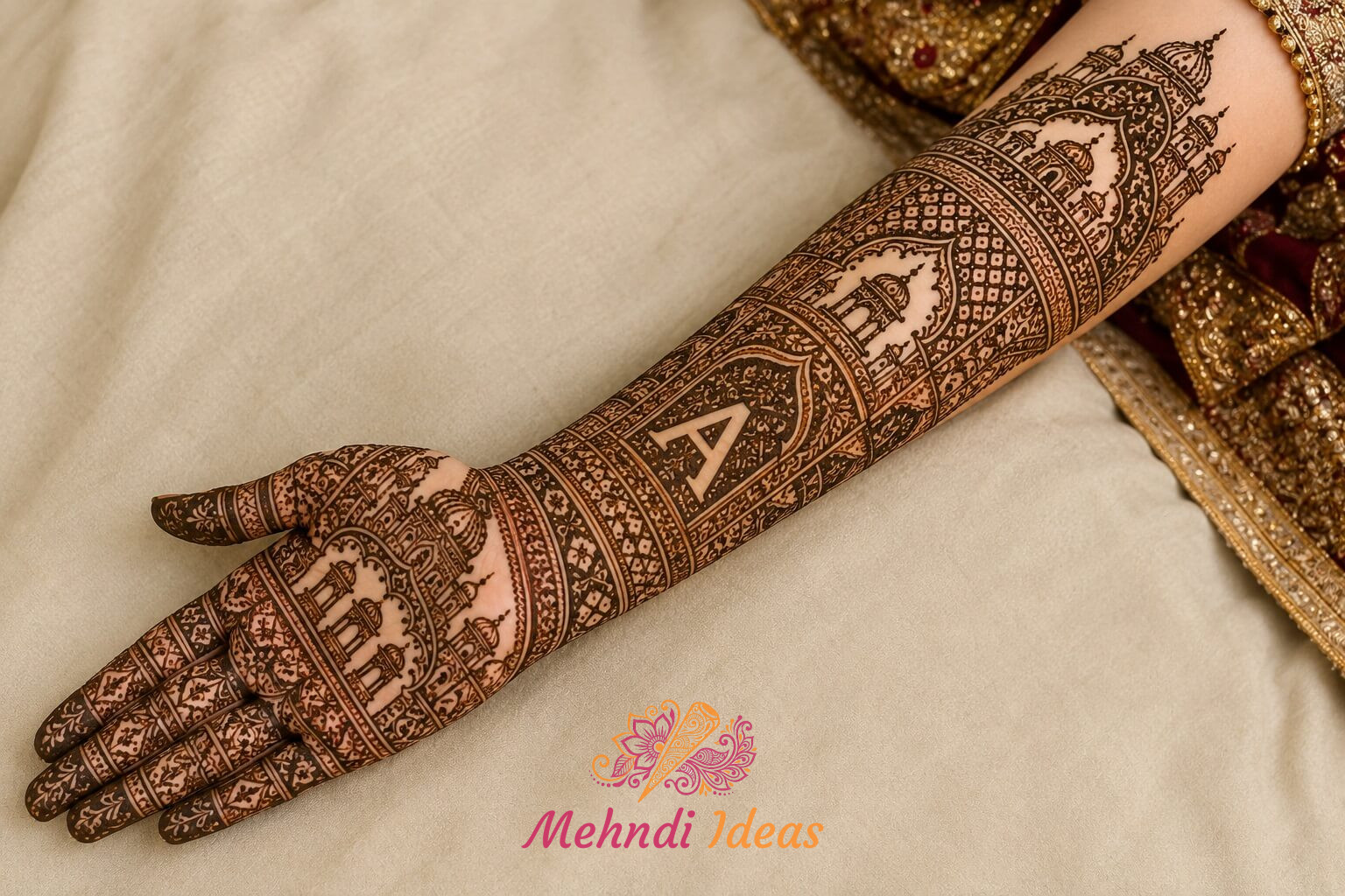 A Letter Mehndi Design वाला राजसी जाली महल ब्राइडल फ्रंट हैंड