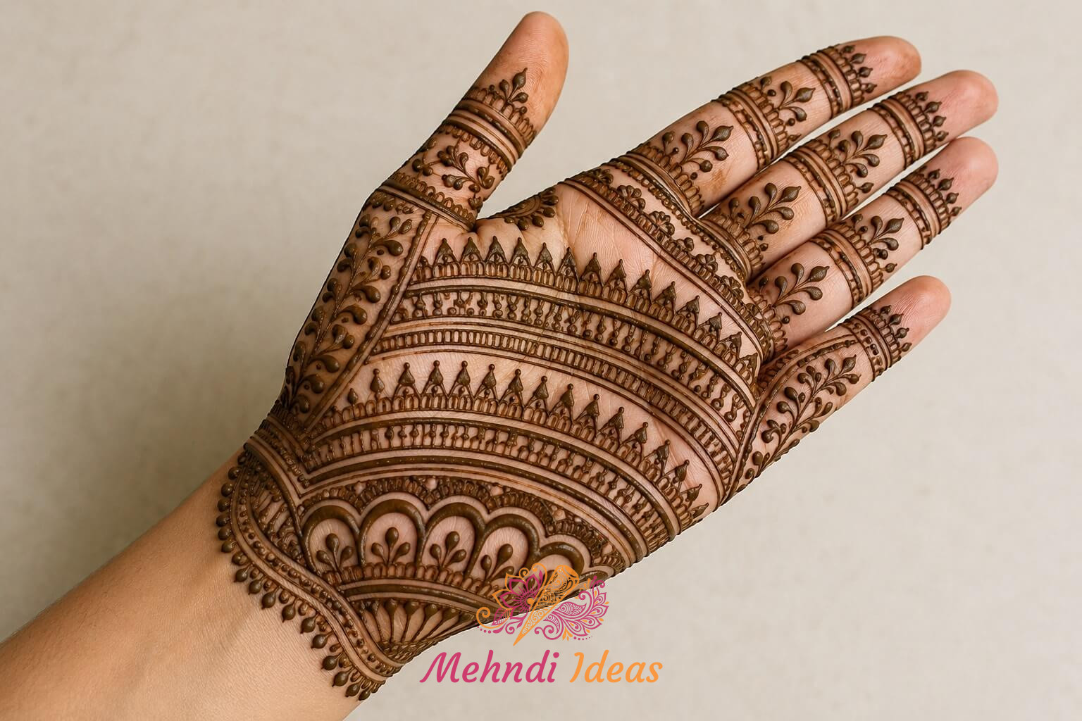Kangoora Border Patti Bharva Mehndi Design Front Hand
