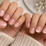 छोटे नाखूनों के लिए 10 आसान और सुंदर Nail Art Designs